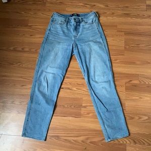 Hollister 9R ultra high rise mom jeans w29 l27